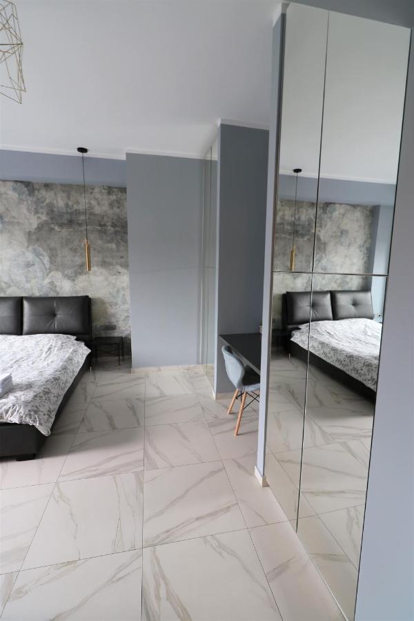 Deluxe Skyline Retreat - Old Town Bucarest